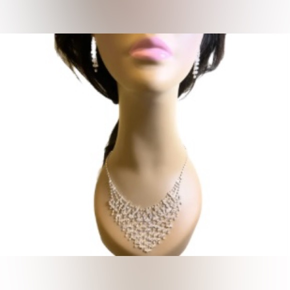 Jewelry - Rhinestone Cluster Bridal Necklace Set